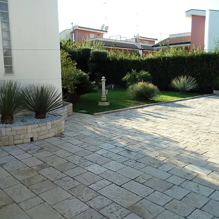 Rosa Bed and breakfast 3*